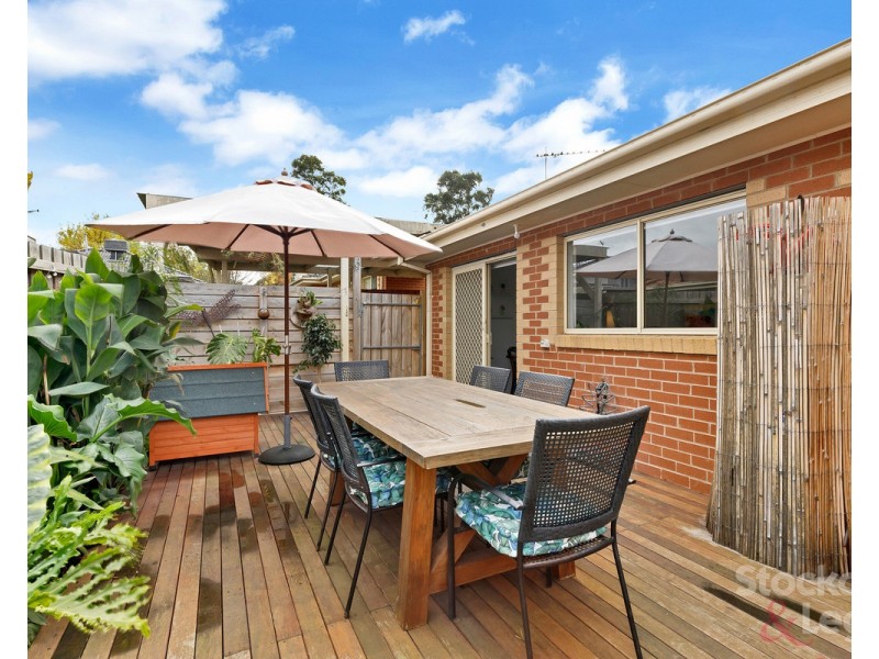 2/14 Kiama Street, Glenroy VIC 3046