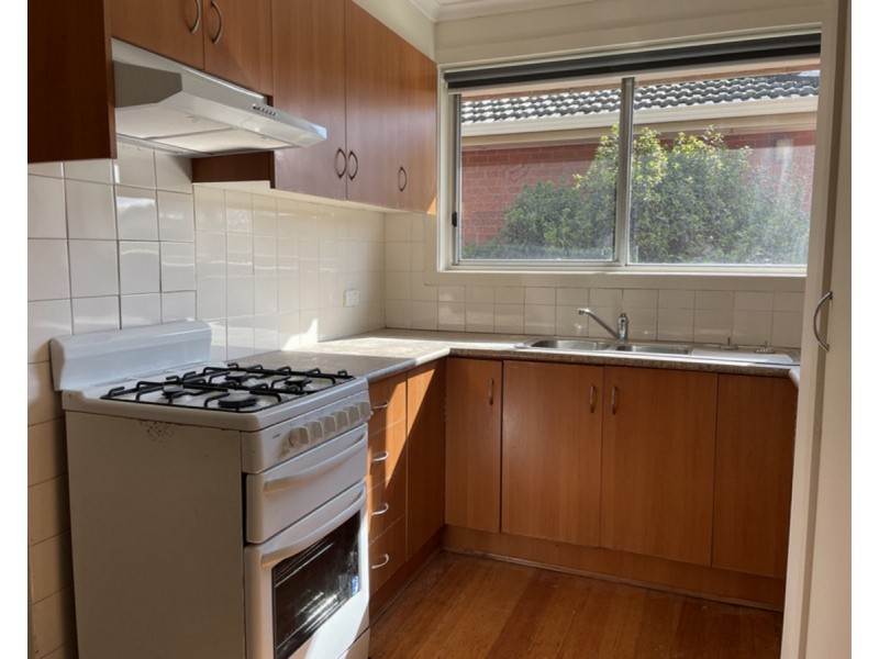 6/11 Logan Street, Glenroy VIC 3046