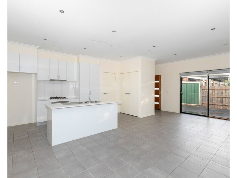 3/260 Hilton Street, Glenroy VIC 3046