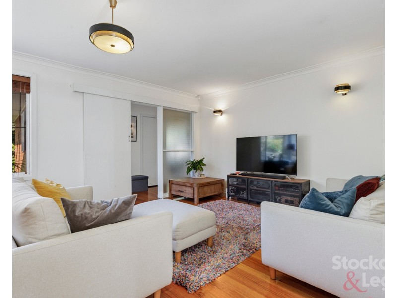 46 Valley Crescent, Glenroy VIC 3046