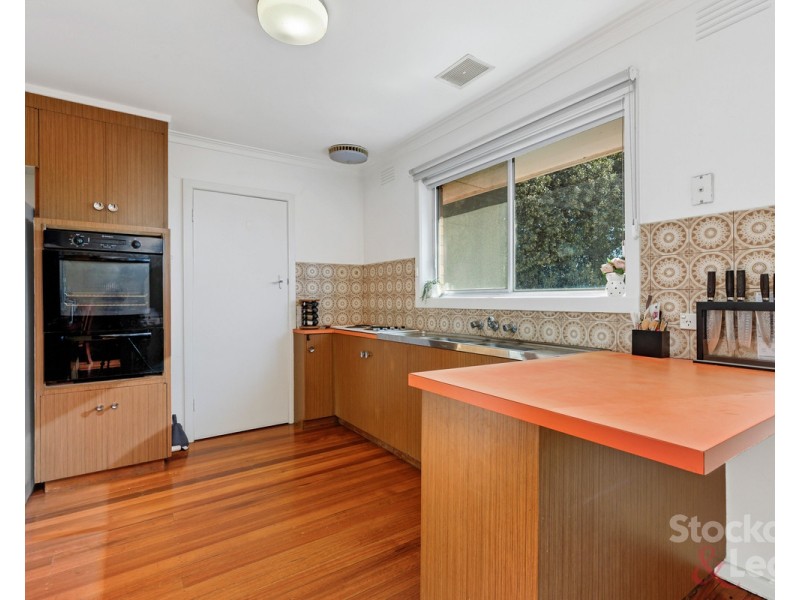 46 Valley Crescent, Glenroy VIC 3046