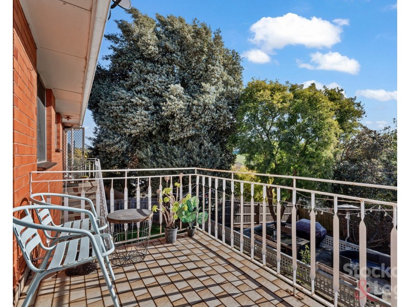 46 Valley Crescent, Glenroy VIC 3046
