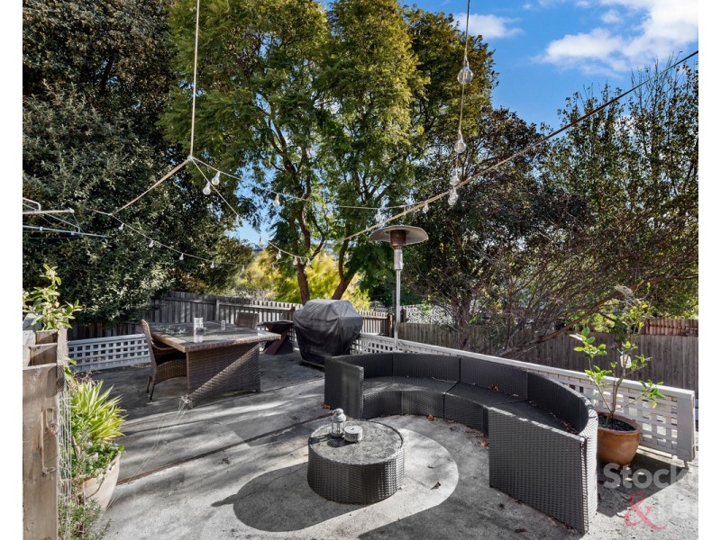 46 Valley Crescent, Glenroy VIC 3046