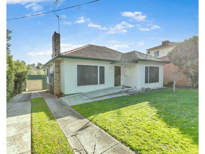 13 Station Road, Oak Park VIC 3046
