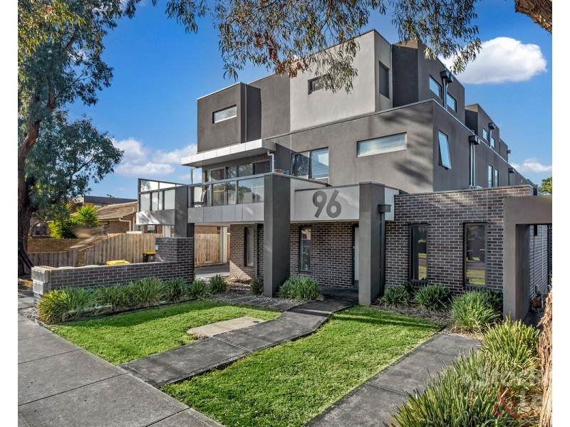 4/96 Plumpton Avenue, Glenroy VIC 3046