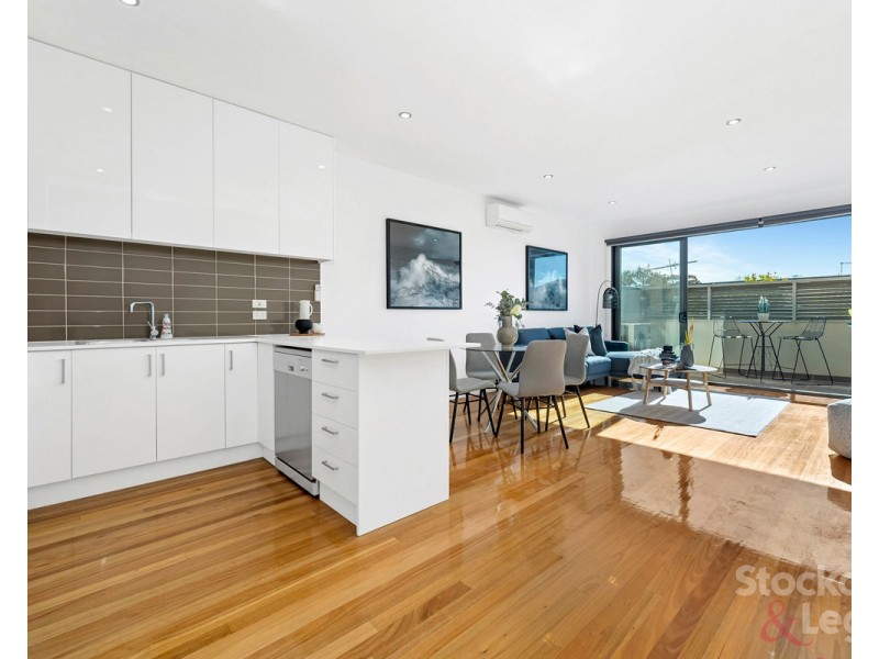 4/96 Plumpton Avenue, Glenroy VIC 3046