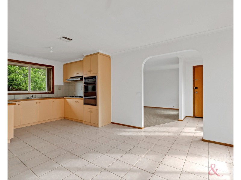 6A Care Close, Meadow Heights VIC 3048