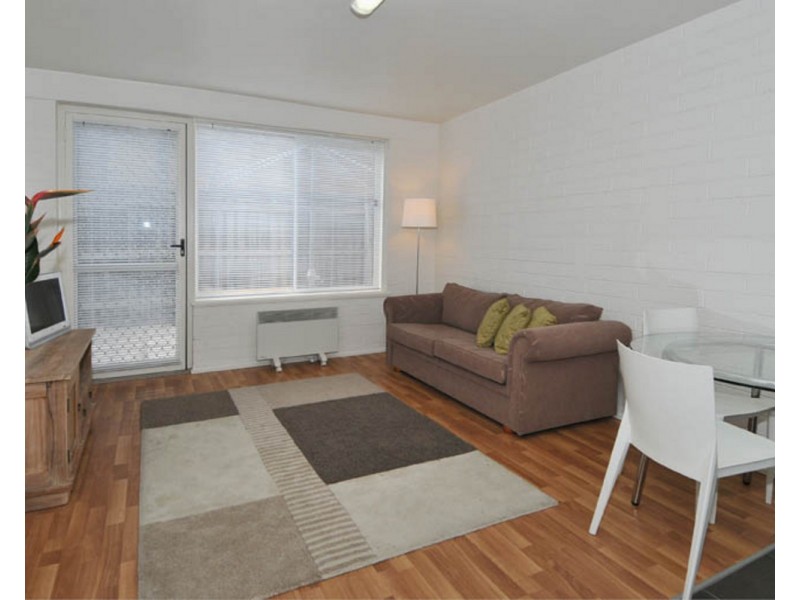 3/14 Salisbury Street, Glenroy VIC 3046