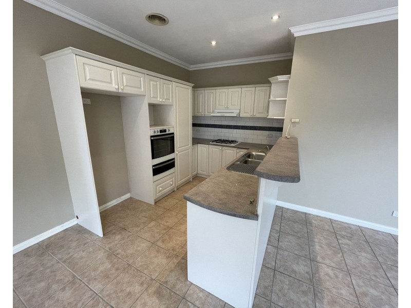 68 South Street, Hadfield VIC 3046