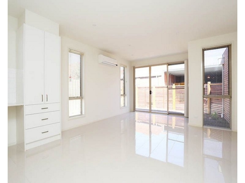 4/19 Geum Street, Hadfield VIC 3046