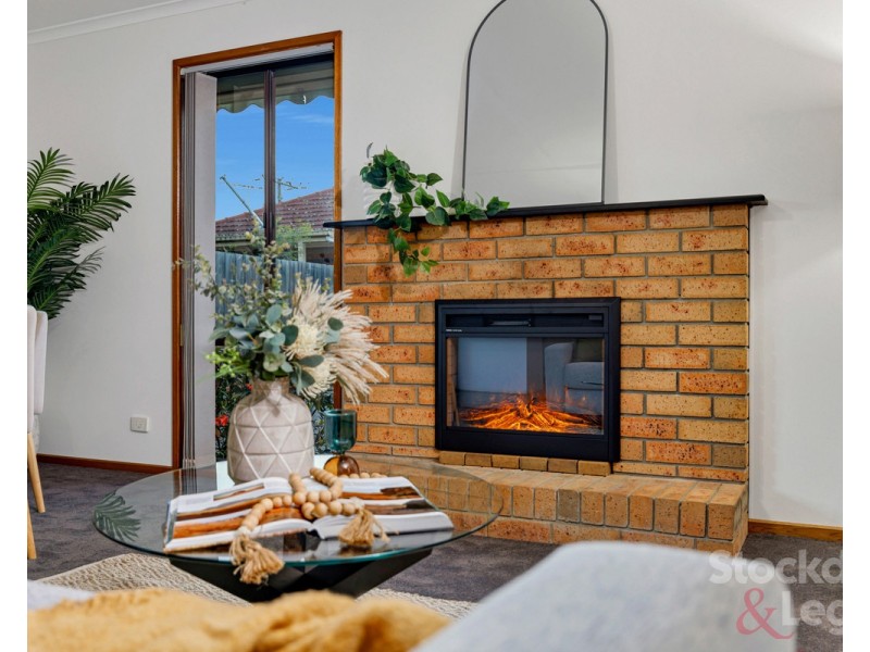 2/174 West Street, Hadfield VIC 3046