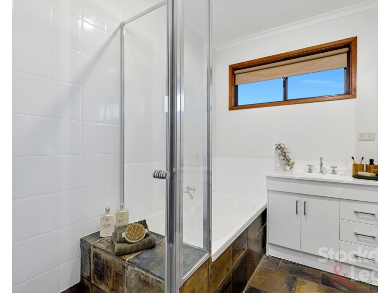 2/174 West Street, Hadfield VIC 3046