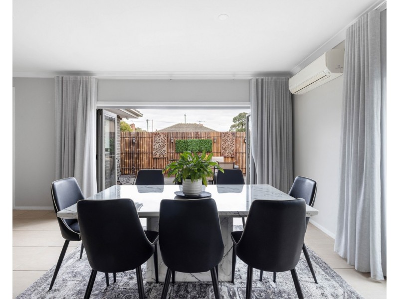 2/61 Maude Avenue, Glenroy VIC 3046