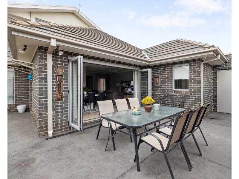 2/61 Maude Avenue, Glenroy VIC 3046
