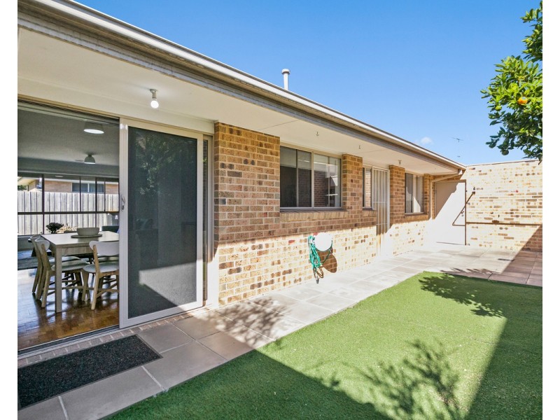 2/52 Isla Avenue, Glenroy VIC 3046