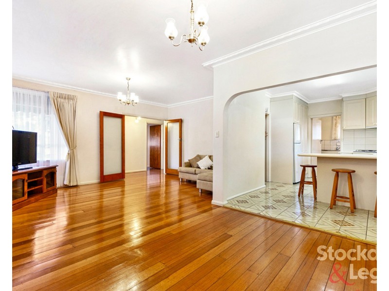 16 Richmond Street, Hadfield VIC 3046