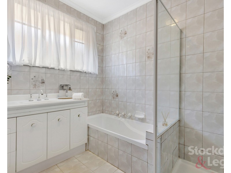 16 Richmond Street, Hadfield VIC 3046