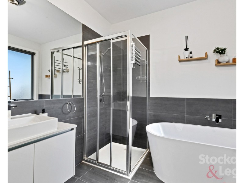 4/4 Kennedy Street, Glenroy VIC 3046