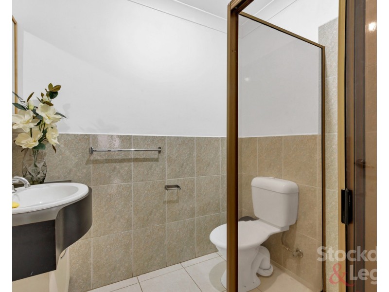 17 Cross Terrace, Glenroy VIC 3046