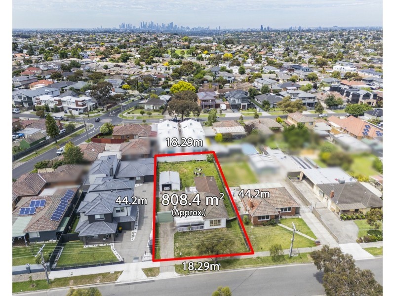 5 Curie Avenue, Oak Park VIC 3046
