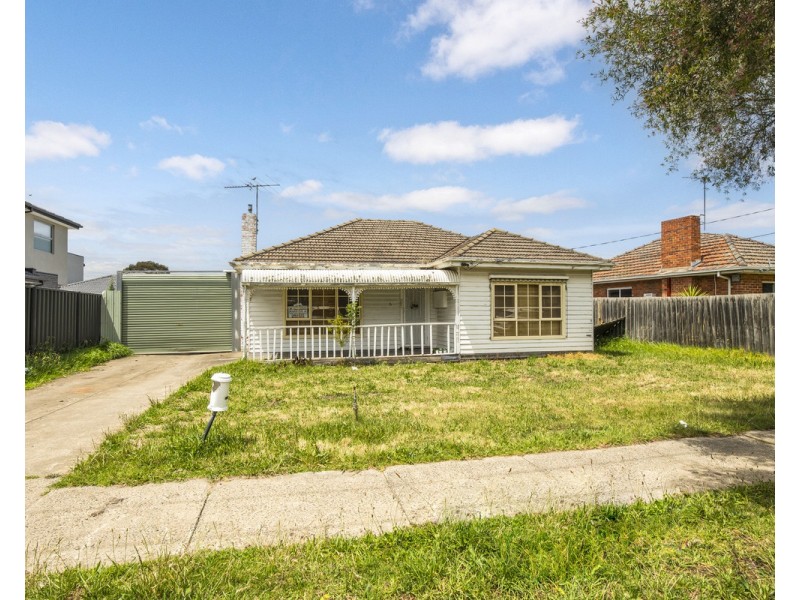 5 Curie Avenue, Oak Park VIC 3046