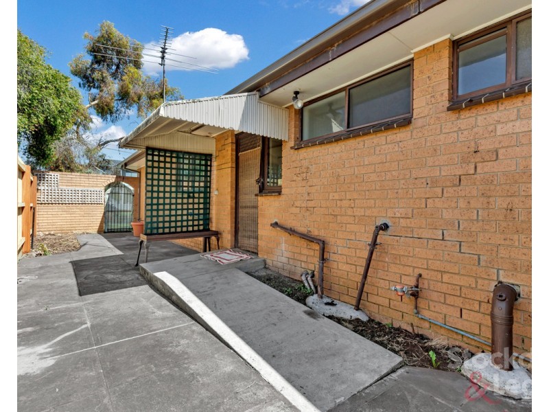 2/16 Quick Street, Pascoe Vale VIC 3044