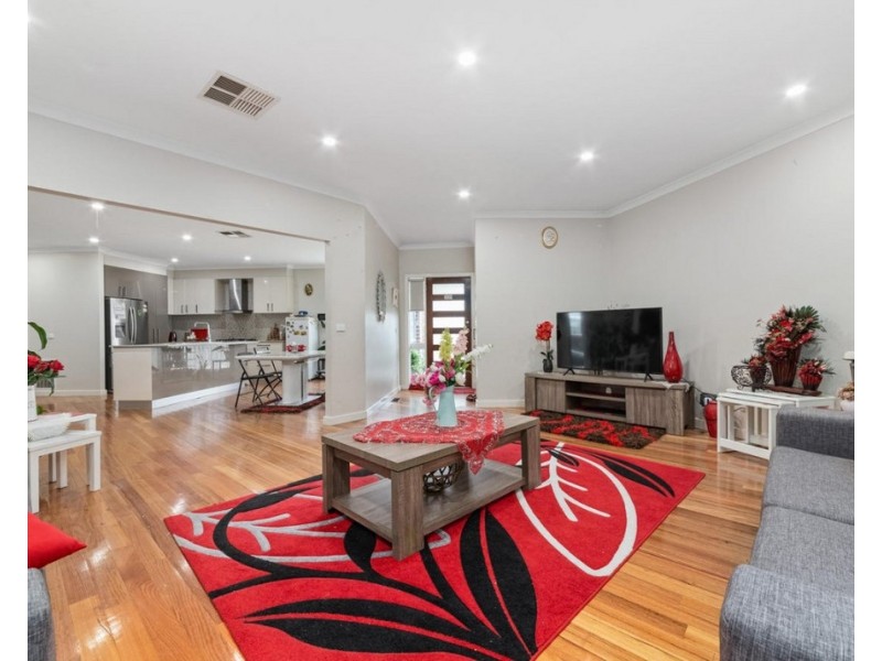 2/9 Fumina Court, Meadow Heights VIC 3048