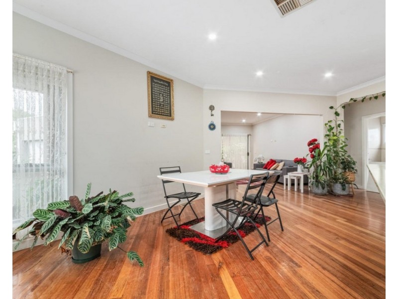 2/9 Fumina Court, Meadow Heights VIC 3048