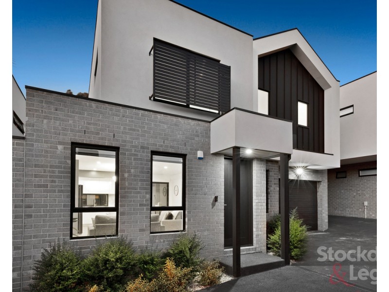 2/30 Chapman Avenue, Glenroy VIC 3046