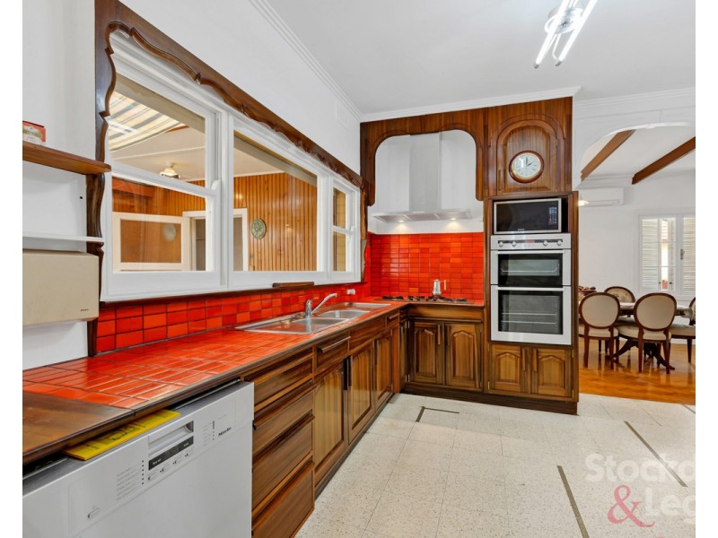 8 Barbara Street, Hadfield VIC 3046