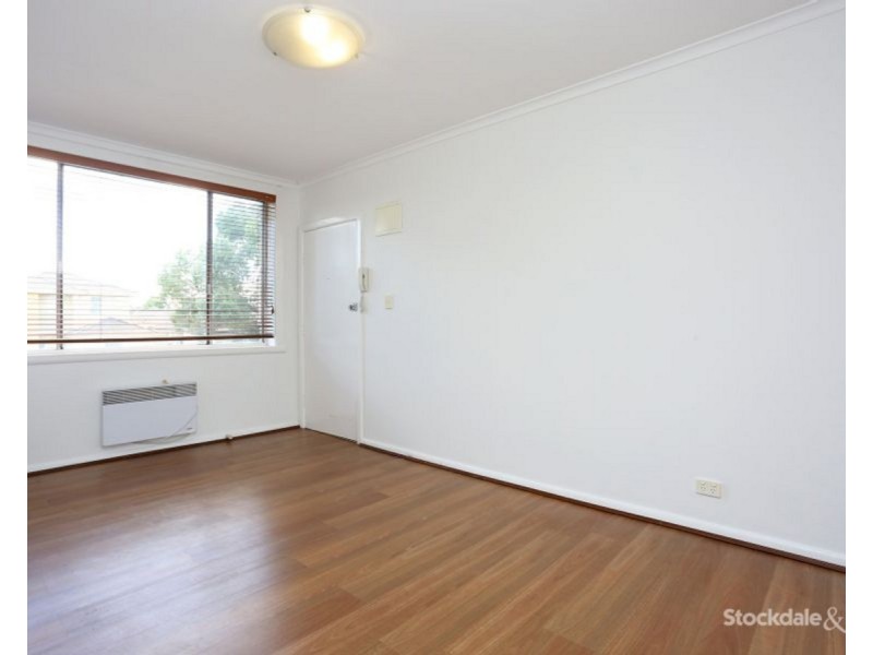 8/77 Chapman Avenue, Glenroy VIC 3046