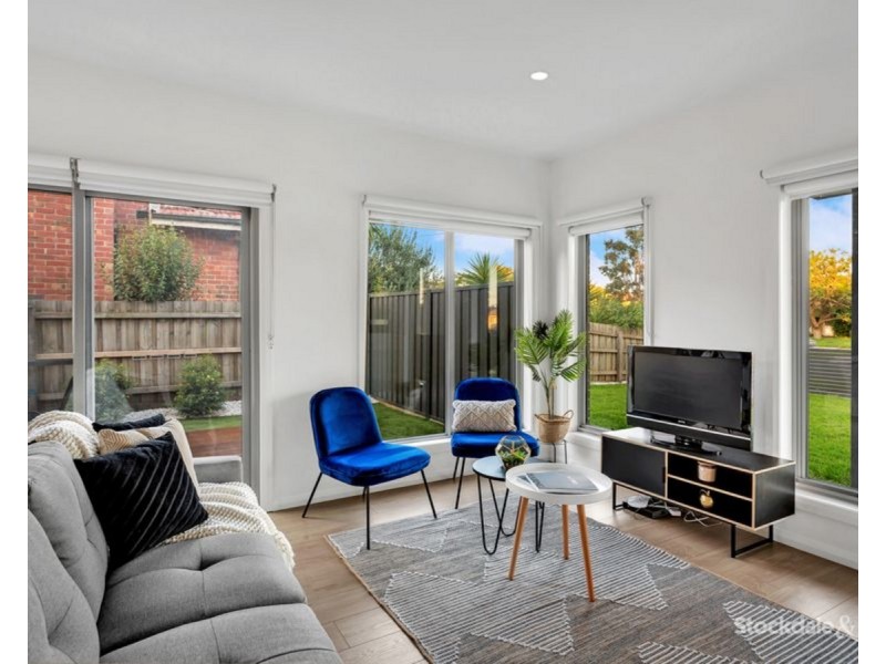 1/119 Cardinal Road, Glenroy VIC 3046