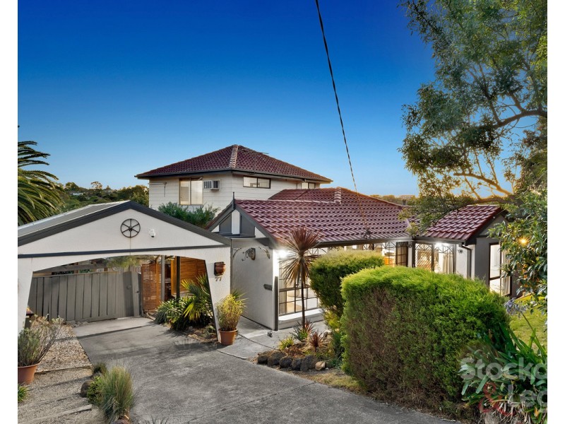 77 Devereaux Street, Oak Park VIC 3046