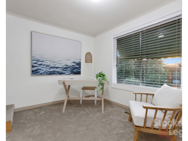 77 Devereaux Street, Oak Park VIC 3046