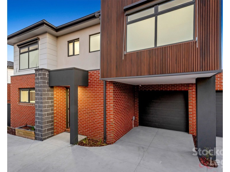 2/24 Maude Avenue, Glenroy VIC 3046