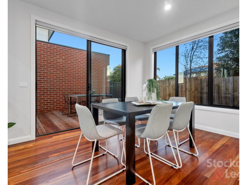 2/24 Maude Avenue, Glenroy VIC 3046