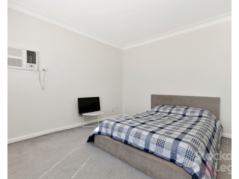 70 Tarana Avenue, Glenroy VIC 3046