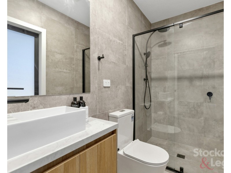 2/7 Mikado Street, Hadfield VIC 3046