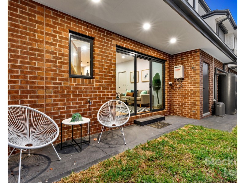 2/7 Mikado Street, Hadfield VIC 3046