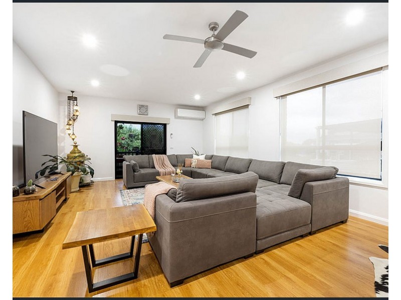 21 Lysterfield Drive, Greenvale VIC 3059