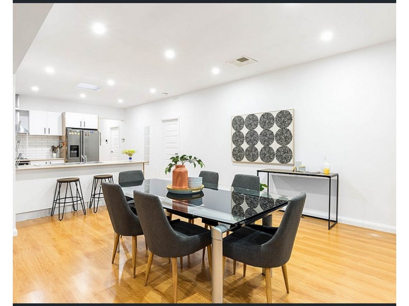 21 Lysterfield Drive, Greenvale VIC 3059