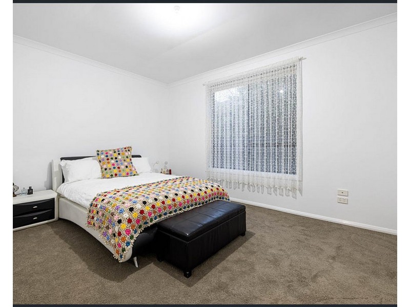 21 Lysterfield Drive, Greenvale VIC 3059