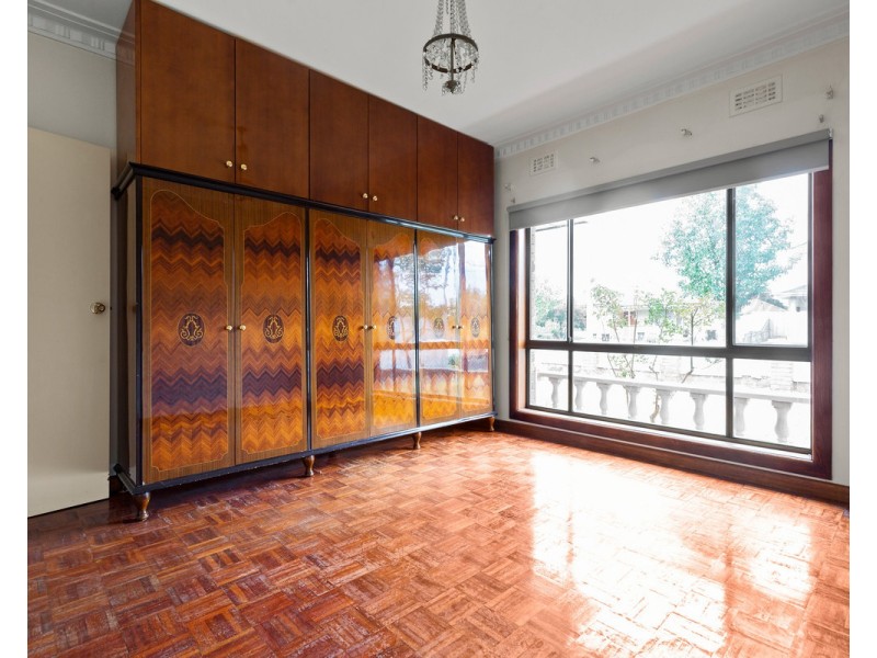 1 Nita Street, Hadfield VIC 3046