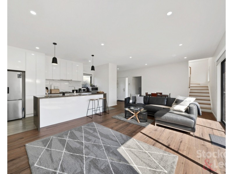 2/12 Becket Street South, Glenroy VIC 3046