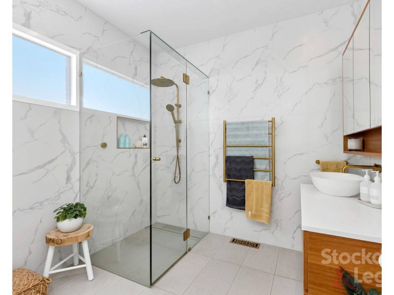 13 Fairleigh Street, Glenroy VIC 3046