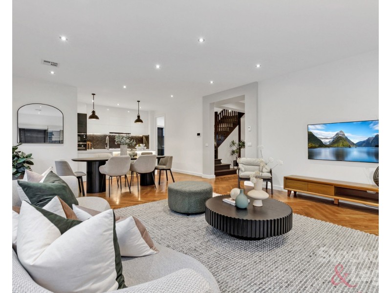 2 Pimbial Court, Hadfield VIC 3046