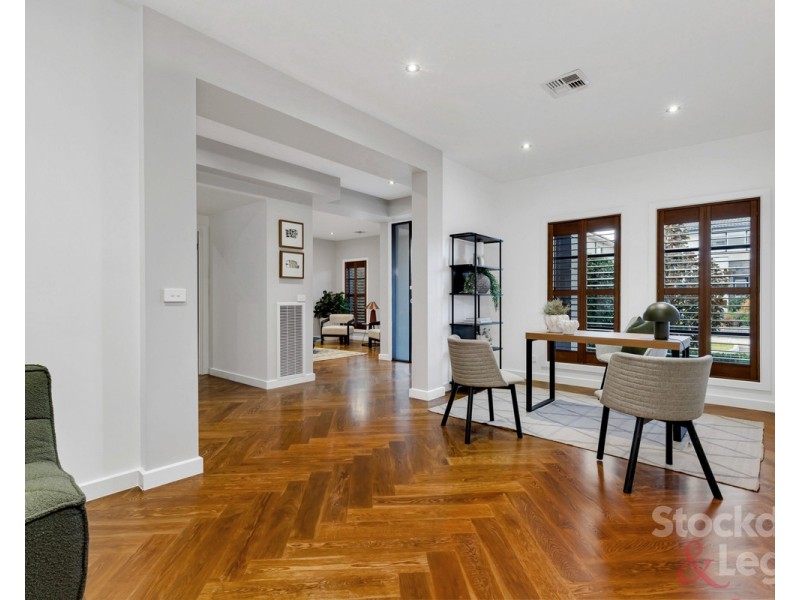 2 Pimbial Court, Hadfield VIC 3046