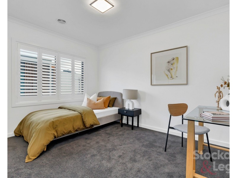 2 Pimbial Court, Hadfield VIC 3046