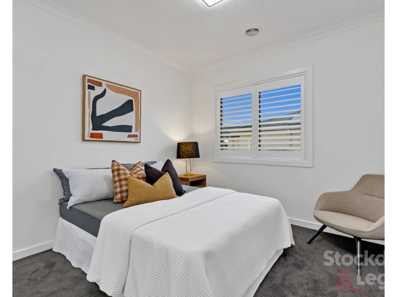 2 Pimbial Court, Hadfield VIC 3046