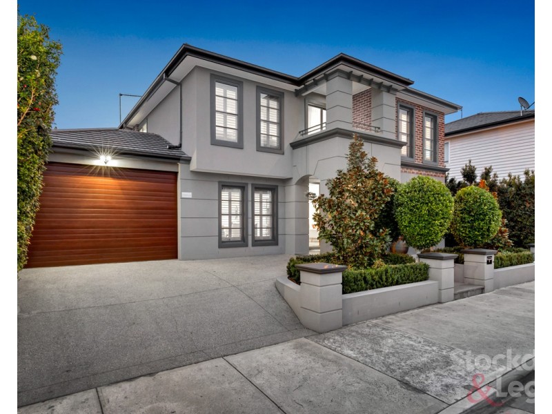 2 Pimbial Court, Hadfield VIC 3046